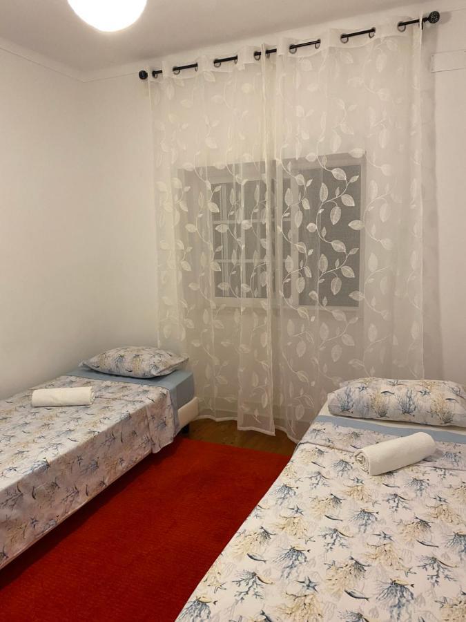 Travelers House Homestay *