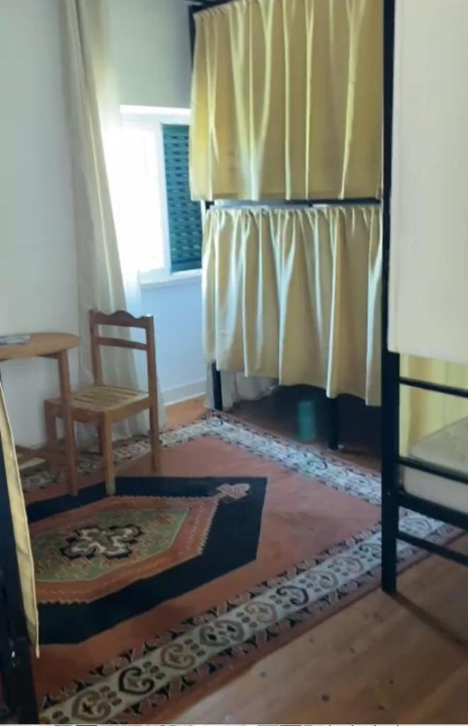 Homestay Travelers House Setubal