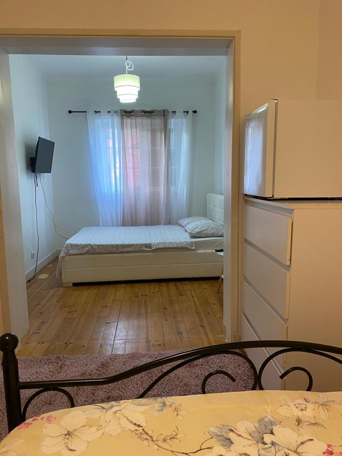 Homestay Travelers House Setubal